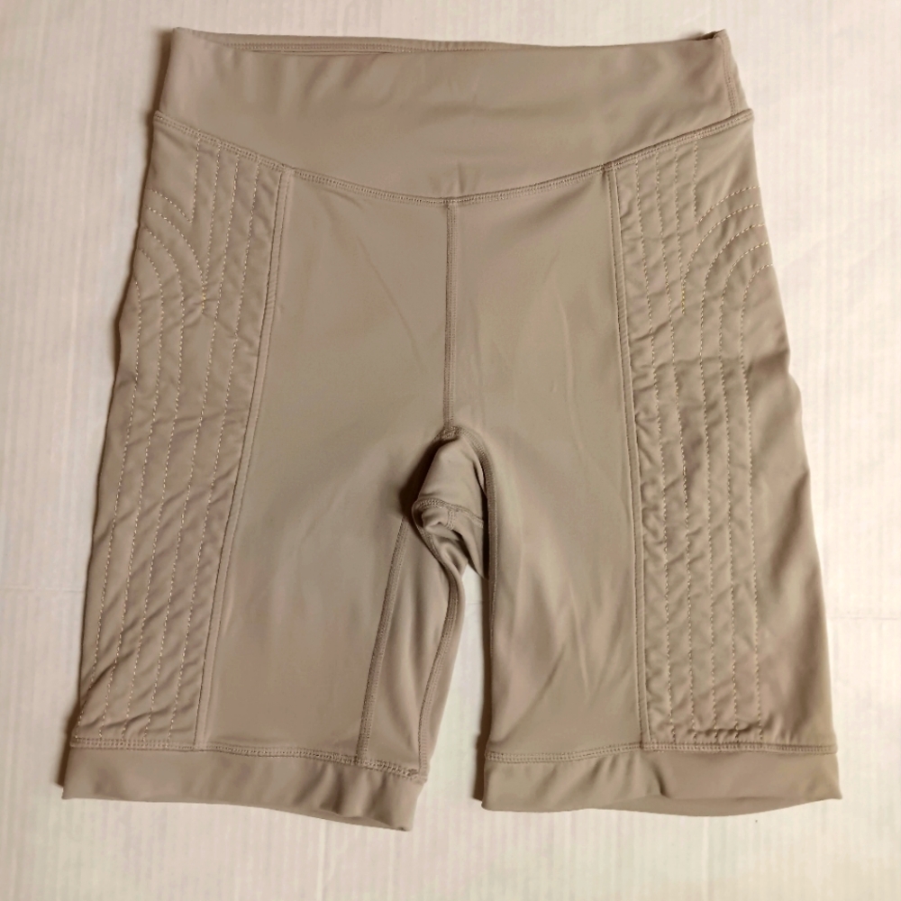 FABLETICS Yoga Bicycle Shorts